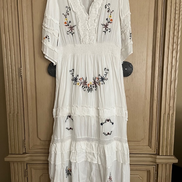 River Island White embroidered smock midi dress - Picture 3 of 6